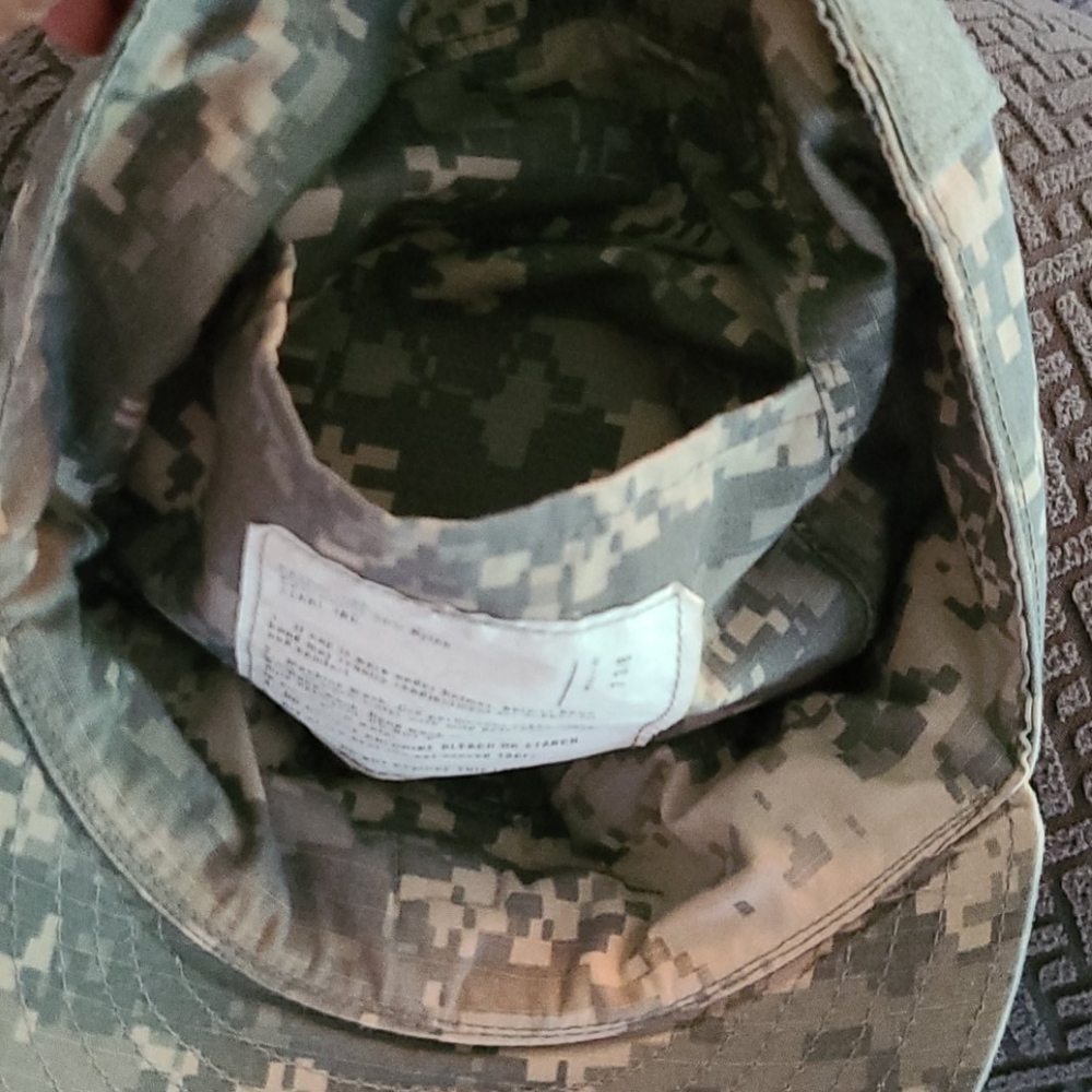 Hat - Picture 4 of 4